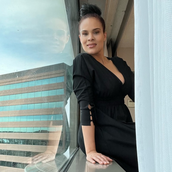 Meet your Posher, Jezabel - Picture 1 of 1